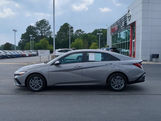Used 2024 Hyundai Elantra SEL FWD image 6