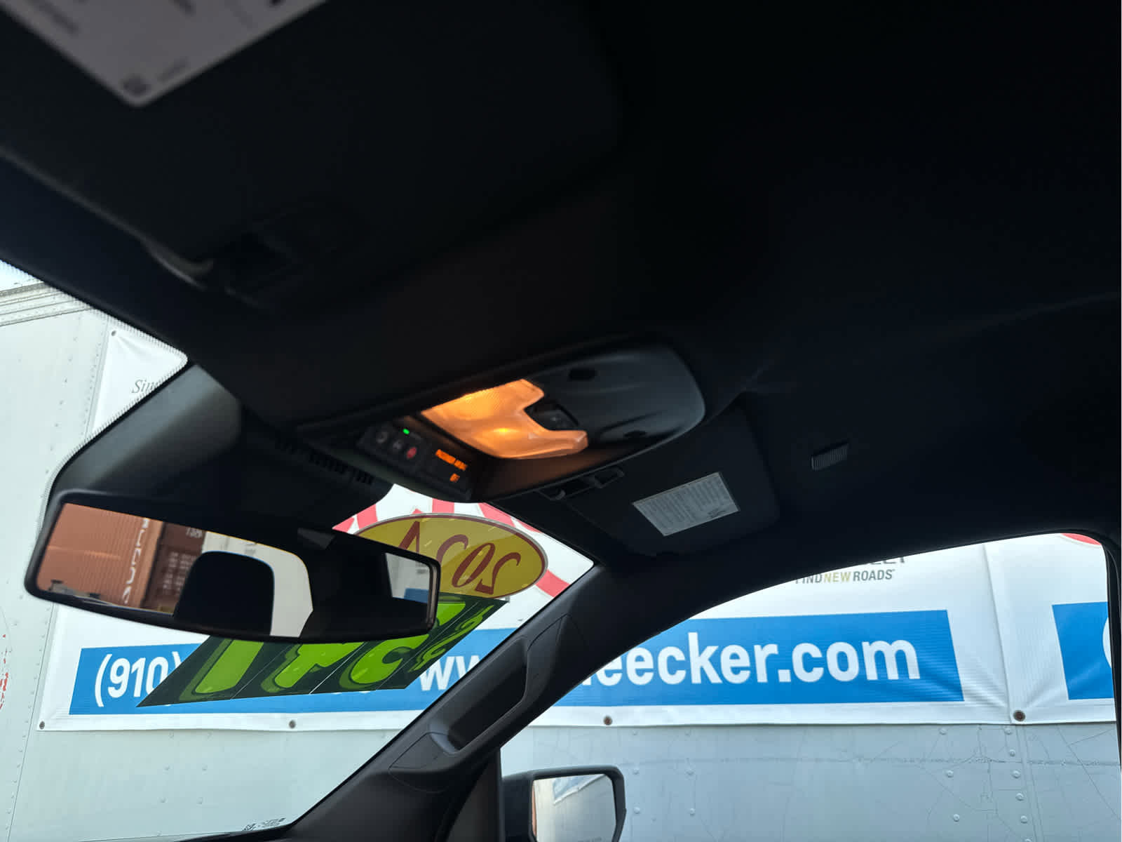 Used 2024 Chevrolet Colorado W/T image 25