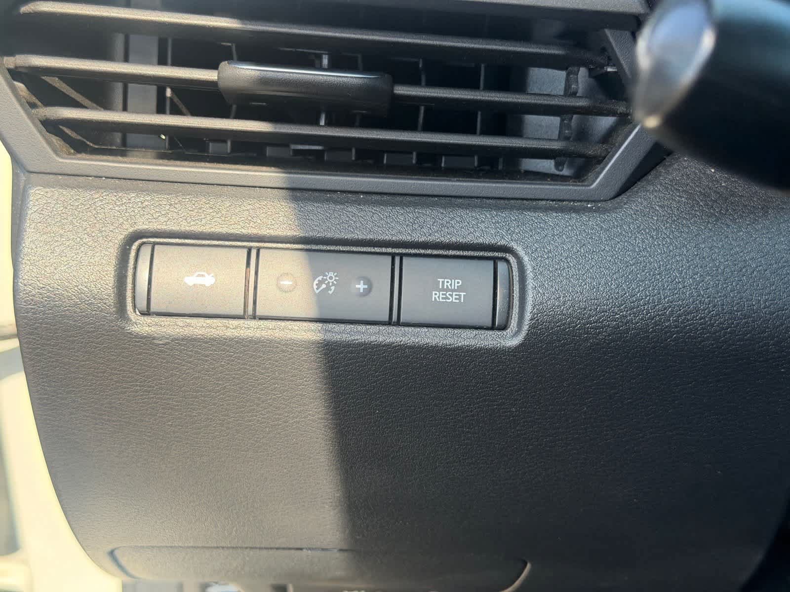 Certified 2025 Nissan Altima 2.5 SV AWD/4WD image 13