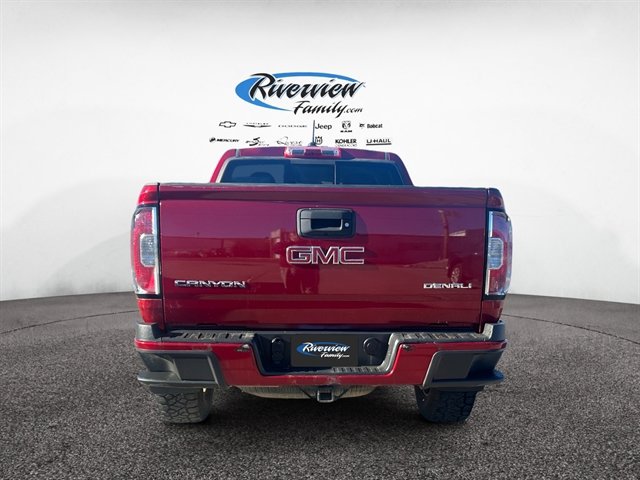 Used 2018 GMC Canyon Denali image 4