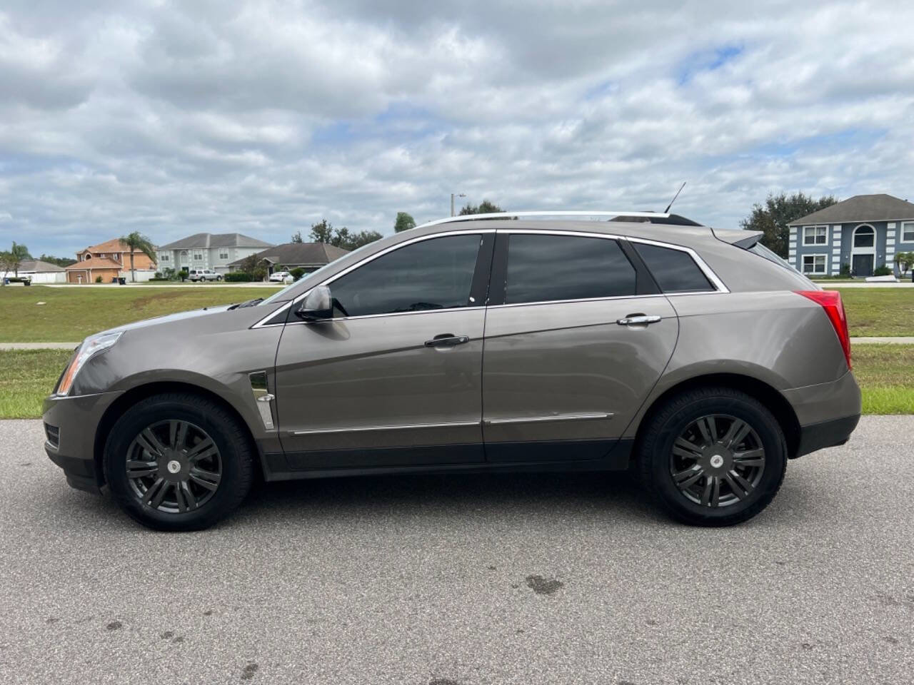 Used 2011 Cadillac SRX Luxury image 8