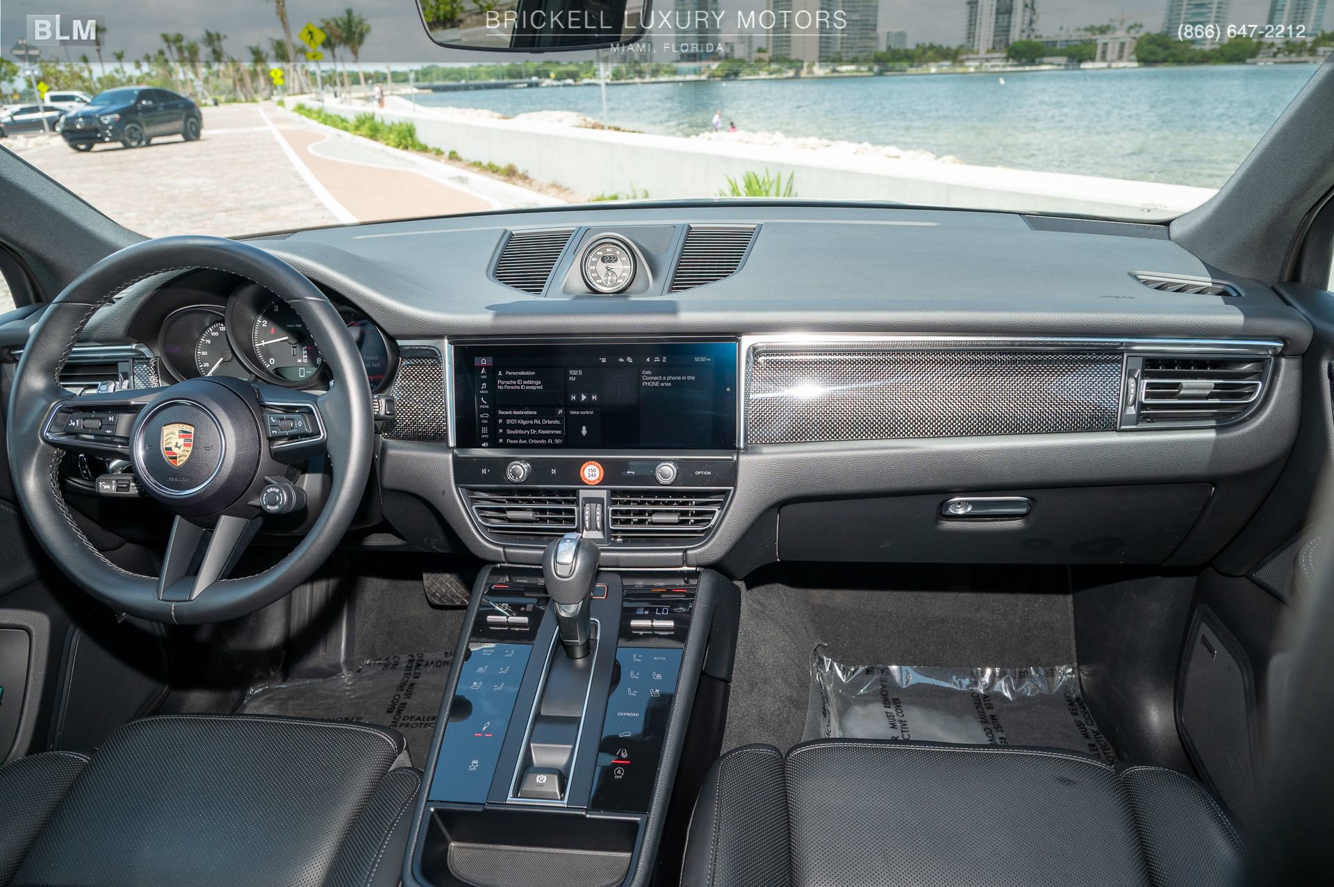Used 2024 Porsche Macan image 20