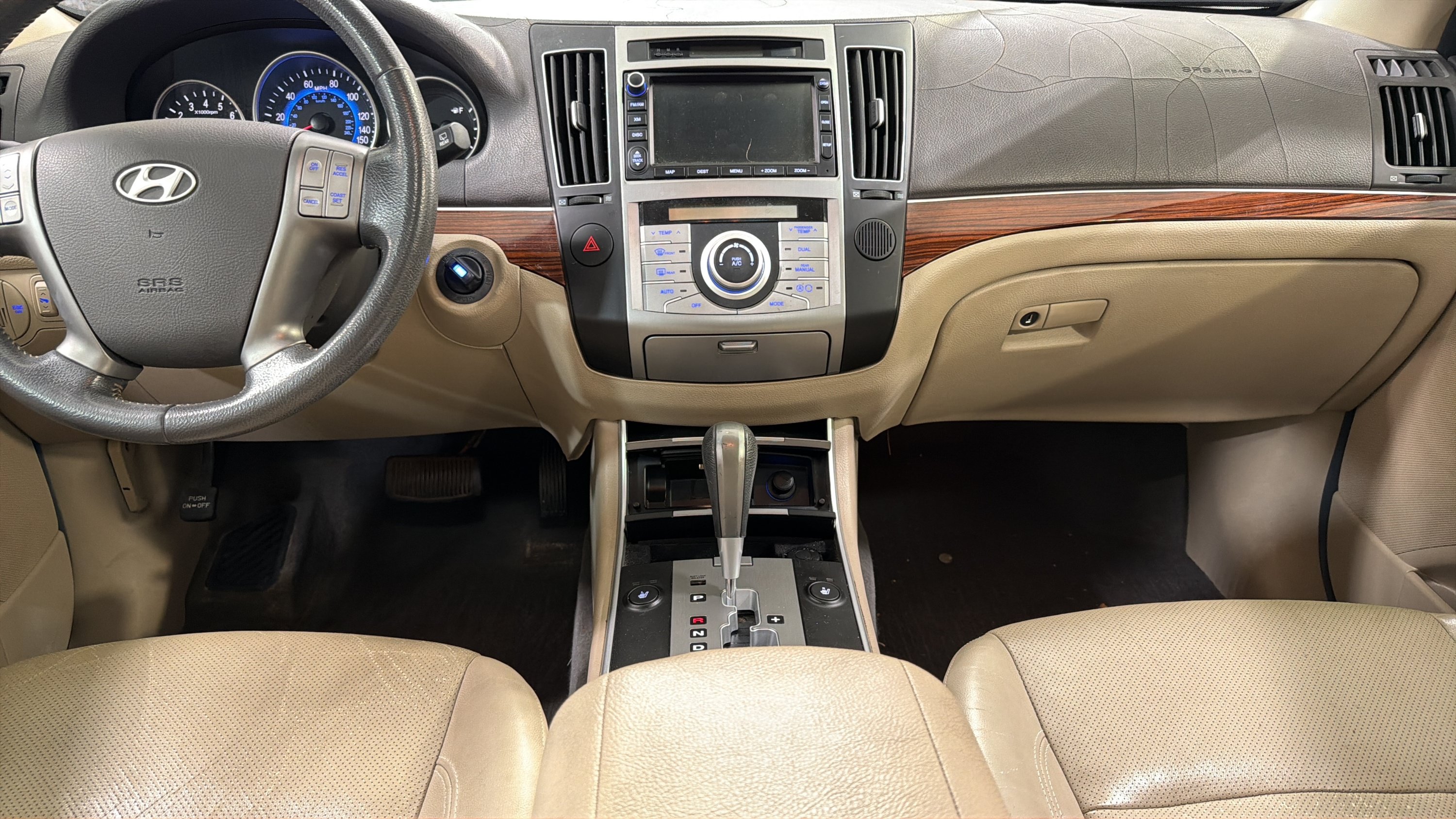 Used 2009 Hyundai Veracruz Limited w/ Navigation Pkg 4 AWD/4WD image 23
