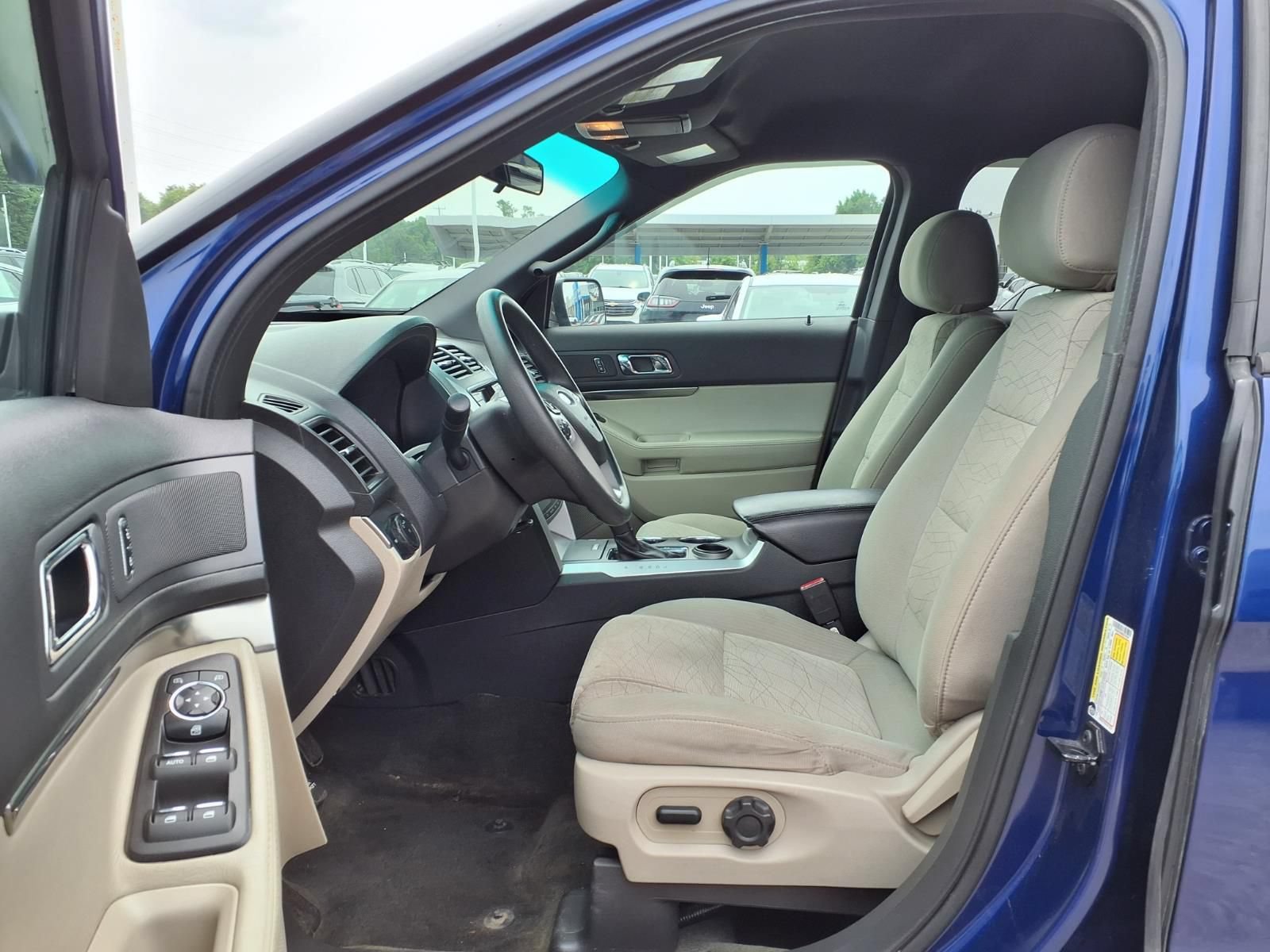 Used 2013 Ford Explorer FWD image 17