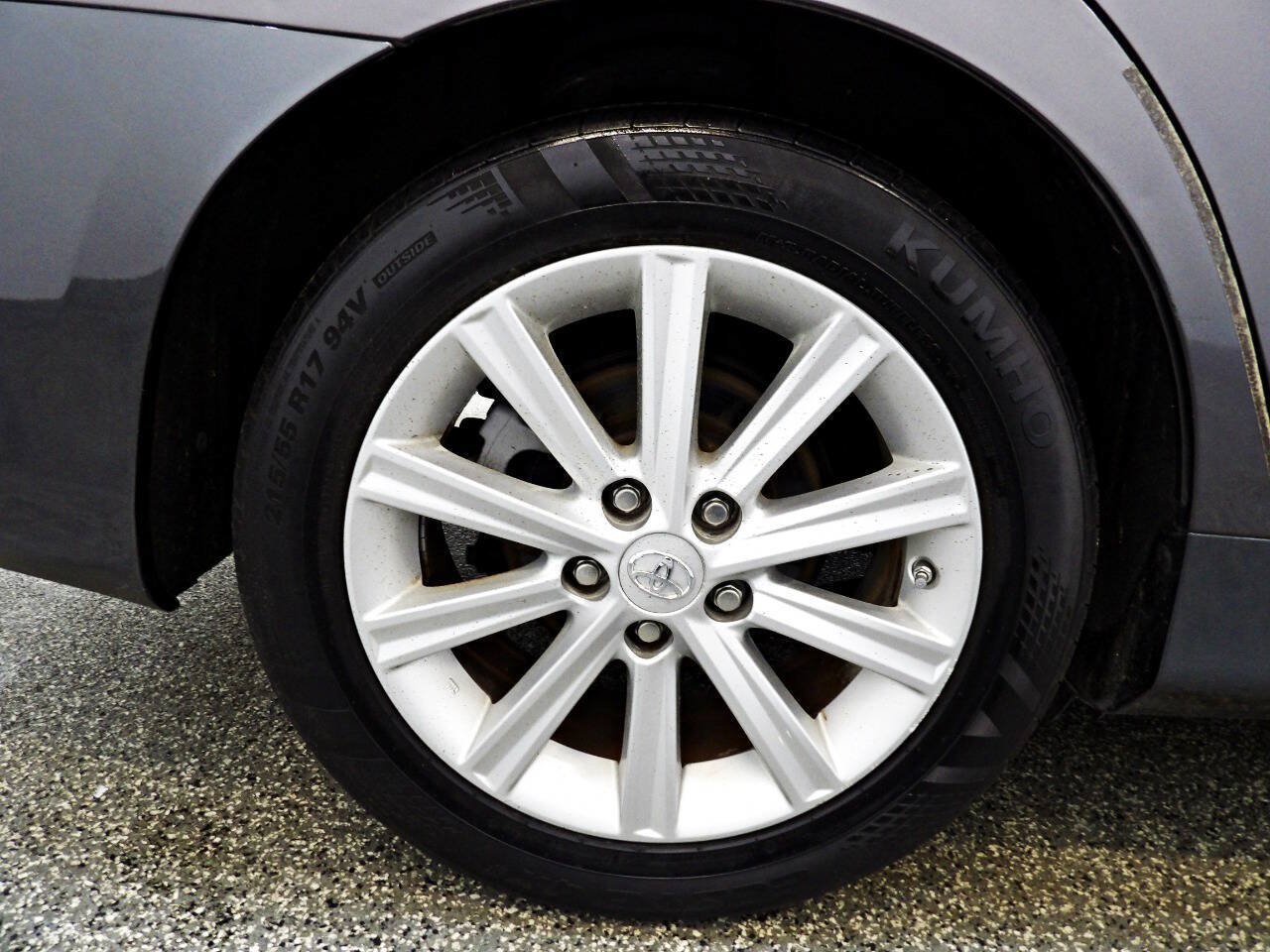 Used 2013 Toyota Camry XLE FWD image 21