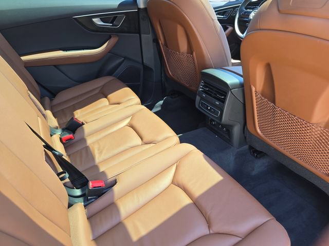 Used 2023 Audi Q7 3.0T Premium Plus w/ Premium Plus Package AWD/4WD image 13