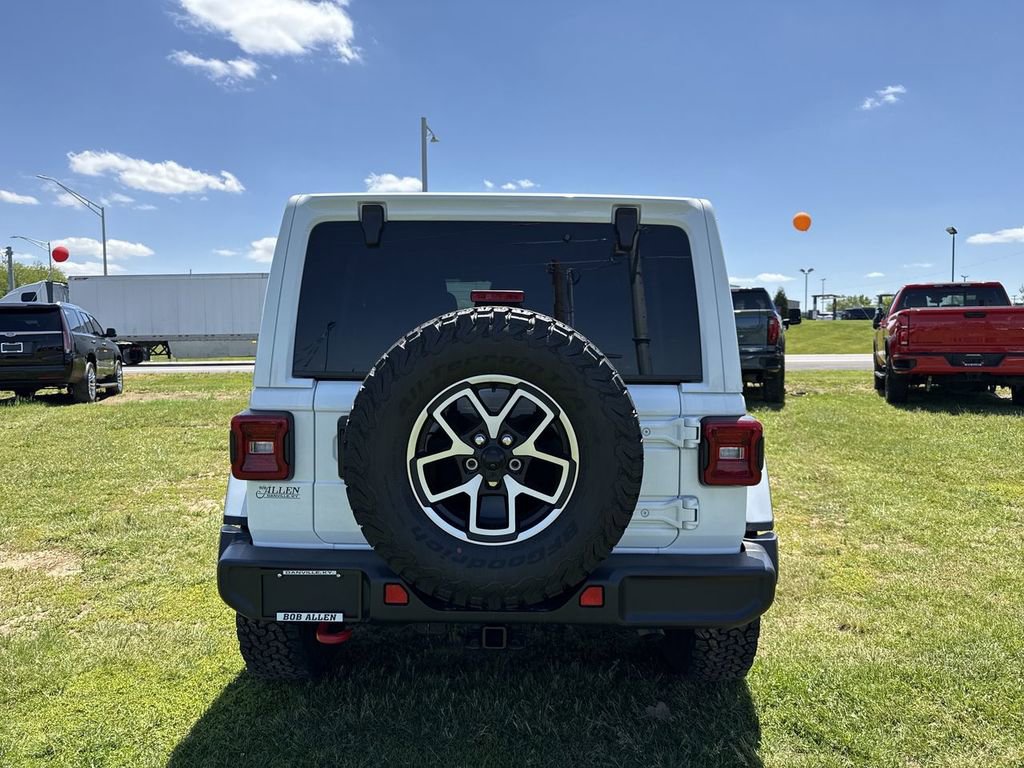 Used 2026 Jeep Wrangler Unlimited Rubicon AWD/4WD image 18