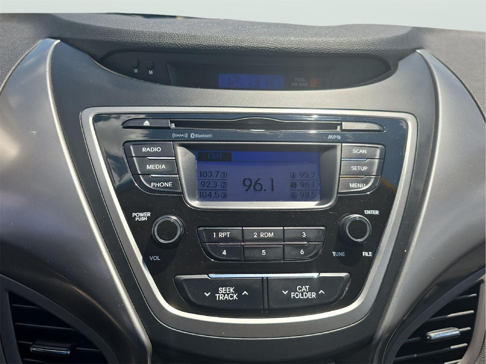 Used 2013 Hyundai Elantra GLS w/ Preferred Pkg FWD image 14