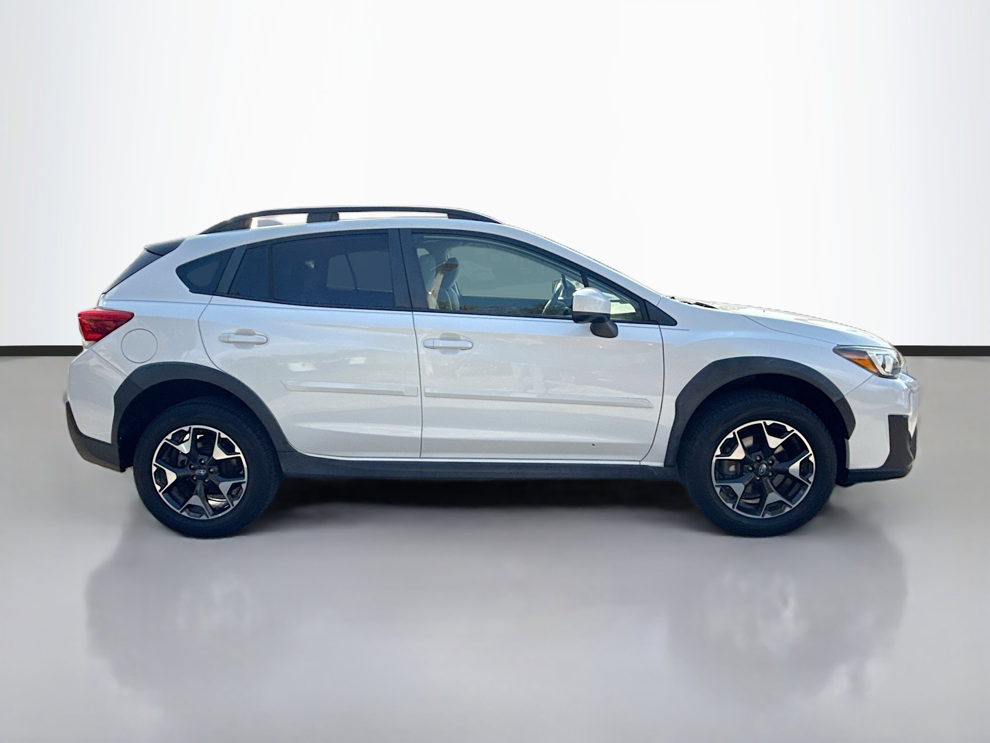 Used 2019 Subaru Crosstrek 2.0i Premium image 2