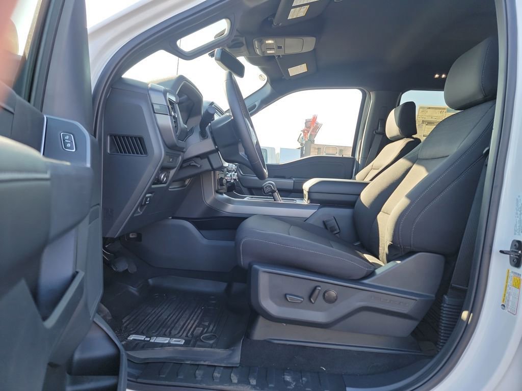 New 2025 Ford F150 XLT w/ Equipment Group 302A MID image 10