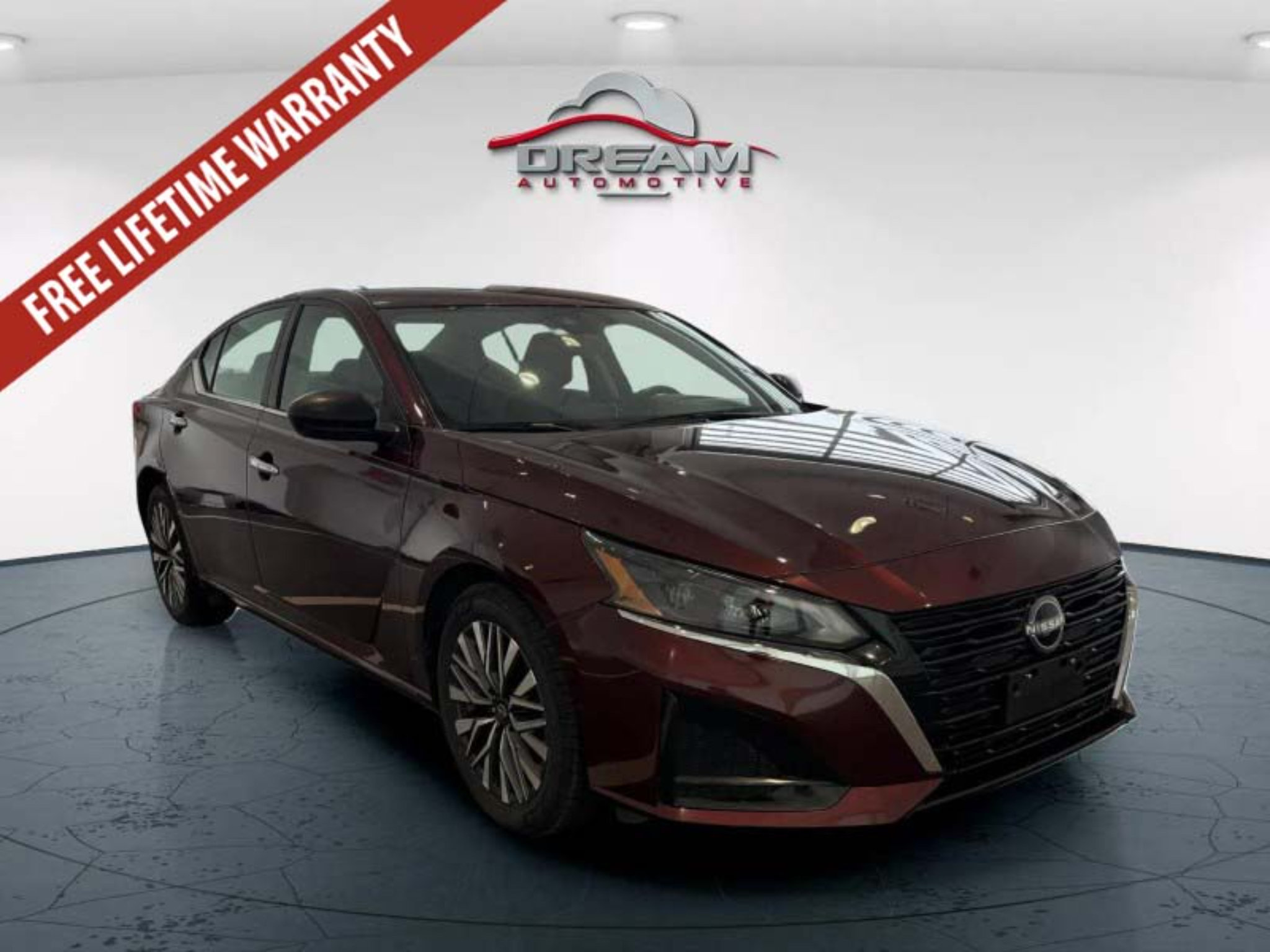 Used 2025 Nissan Altima 2.5 SV