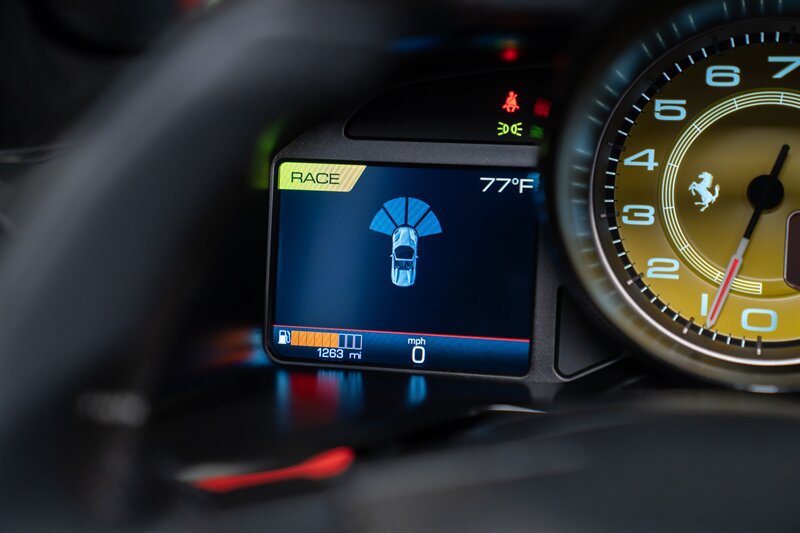 Used 2023 Ferrari 812 GTS RWD image 34