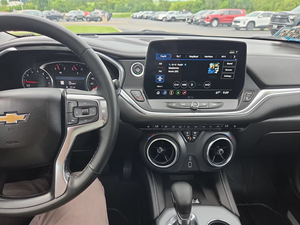 Certified 2023 Chevrolet Blazer LT w/ Sound & Technology Package AWD/4WD image 17