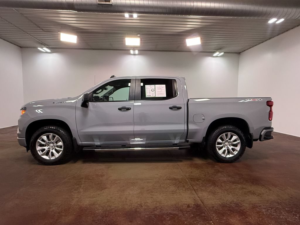 Used 2024 Chevrolet Silverado 1500 Custom AWD/4WD image 26