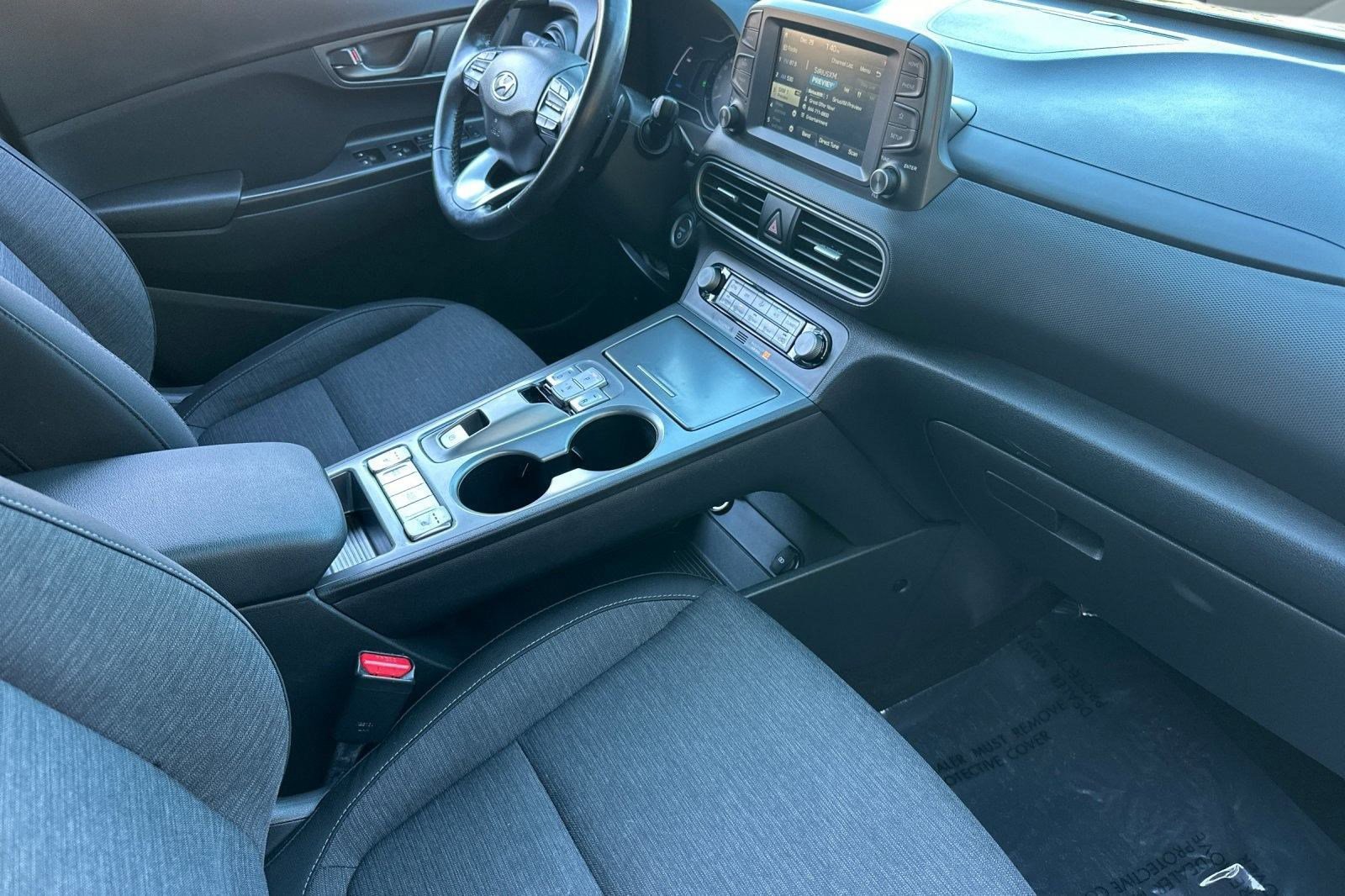 Used 2019 Hyundai Kona SEL image 31