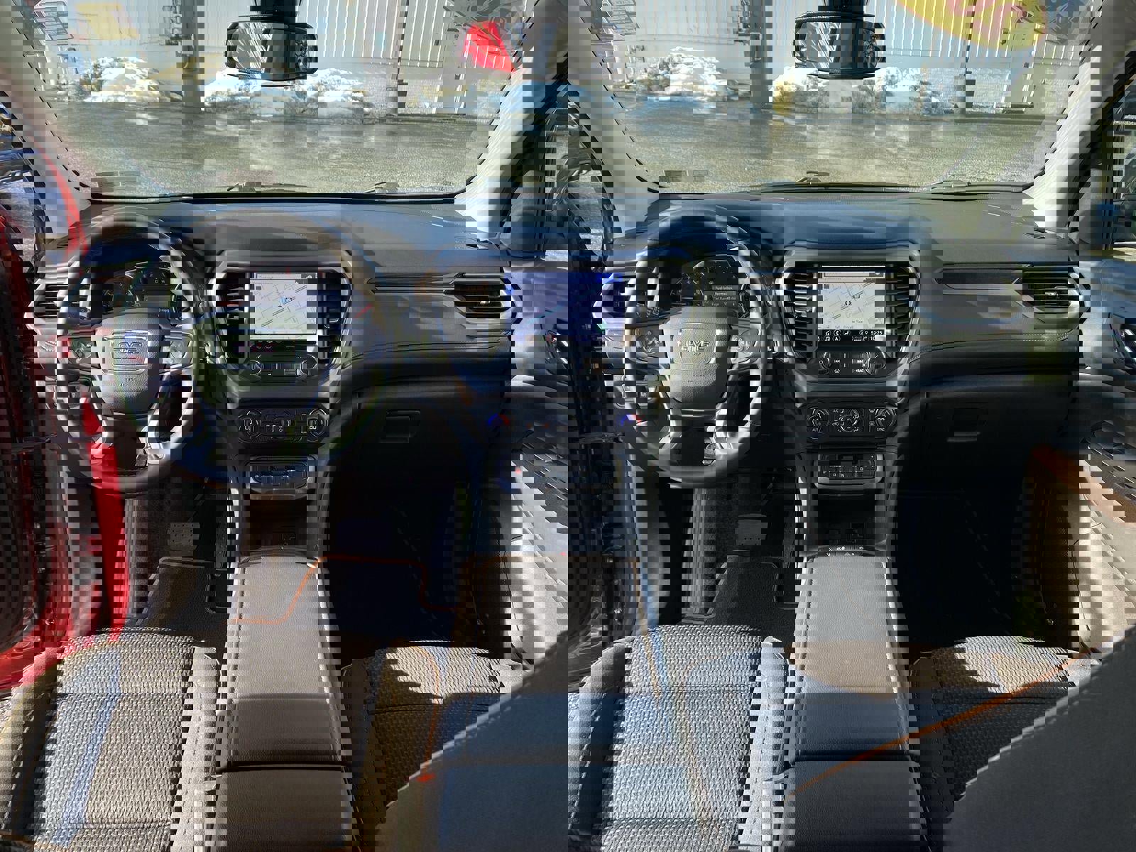 Used 2023 GMC Acadia AT4 image 12