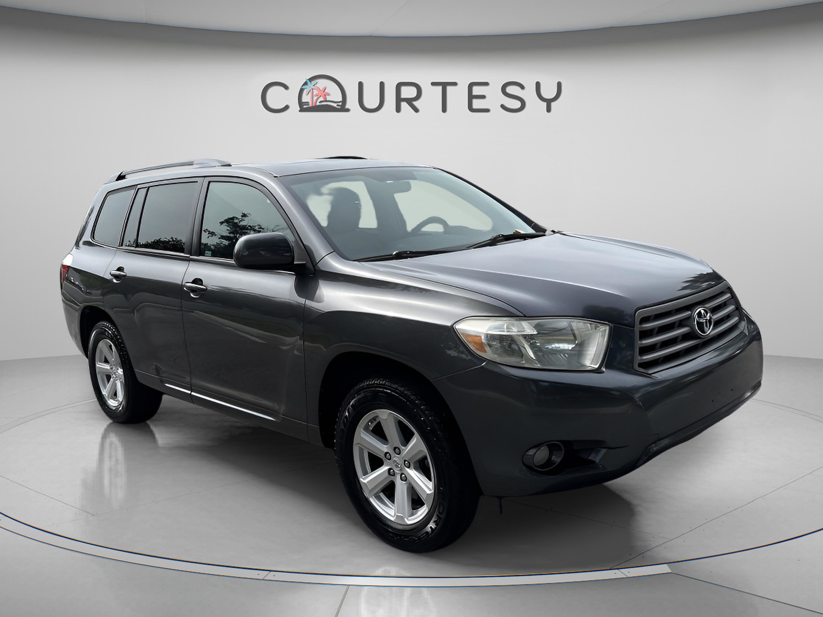 Used 2010 Toyota Highlander SE FWD image 9