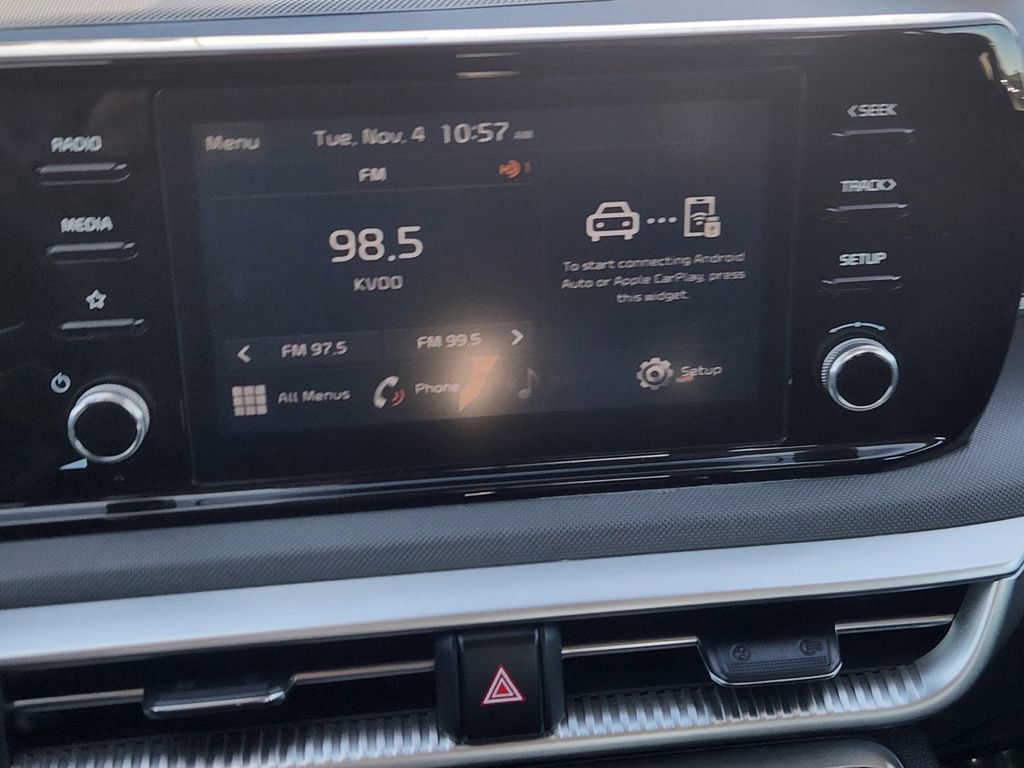 Used 2023 Kia K5 LXS image 18