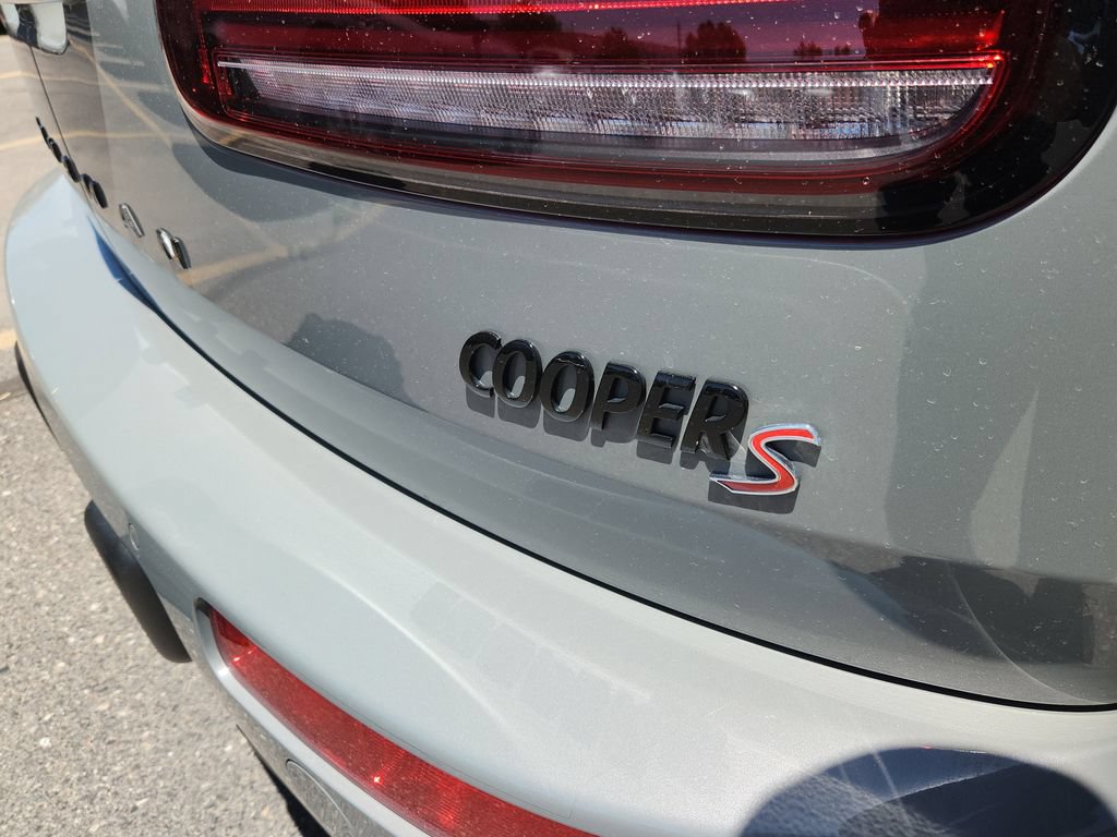 Used 2022 MINI Cooper Clubman S AWD/4WD image 13