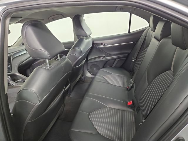 Used 2024 Toyota Camry SE image 14