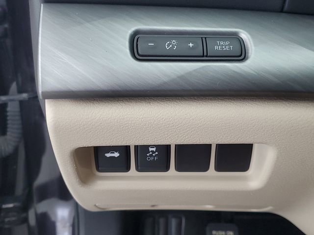 Used 2016 Nissan Maxima 3.5 SV FWD image 32