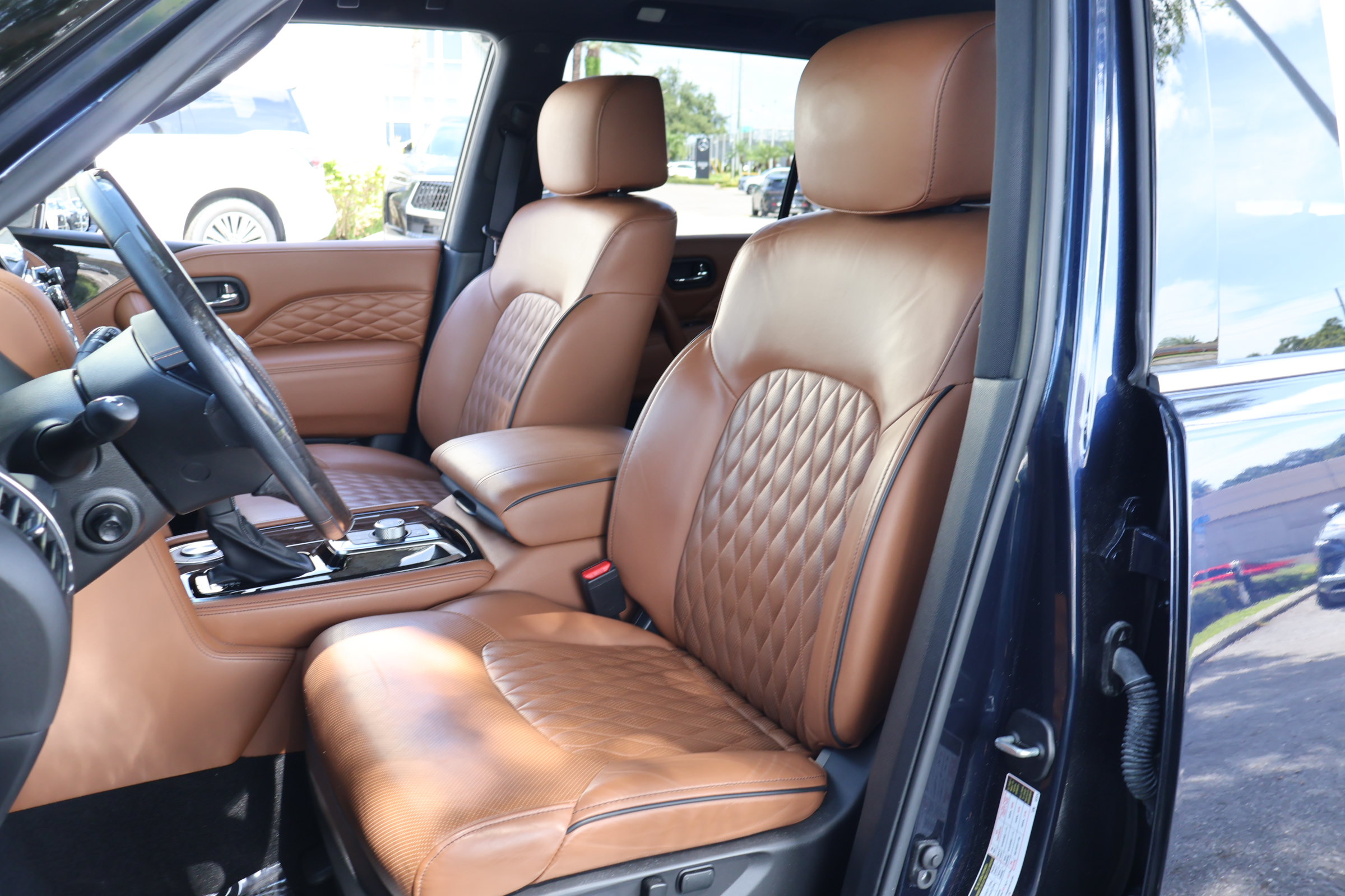 Certified 2022 INFINITI QX80 Sensory w/ Cargo Package RWD image 2