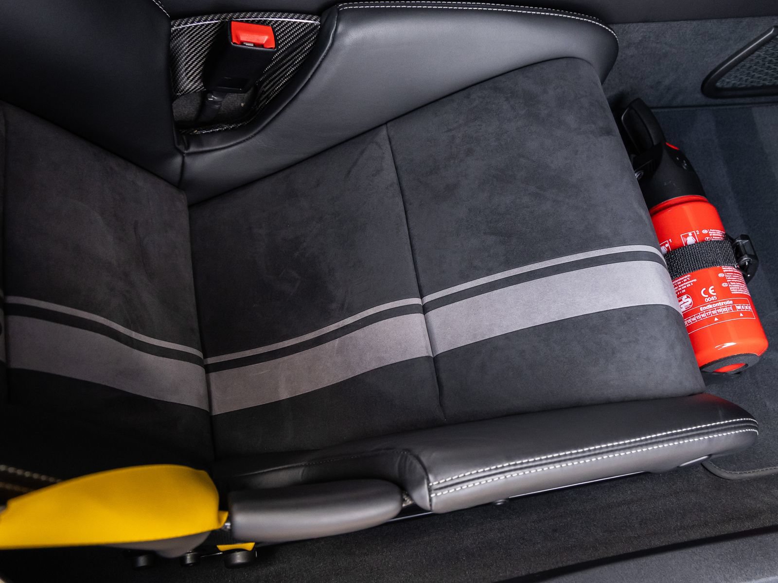 Certified 2018 Porsche 911 GT3 RWD image 46