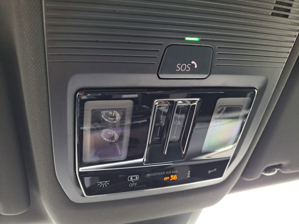 New 2026 Volkswagen Atlas Cross Sport SEL Premium R-Line image 17