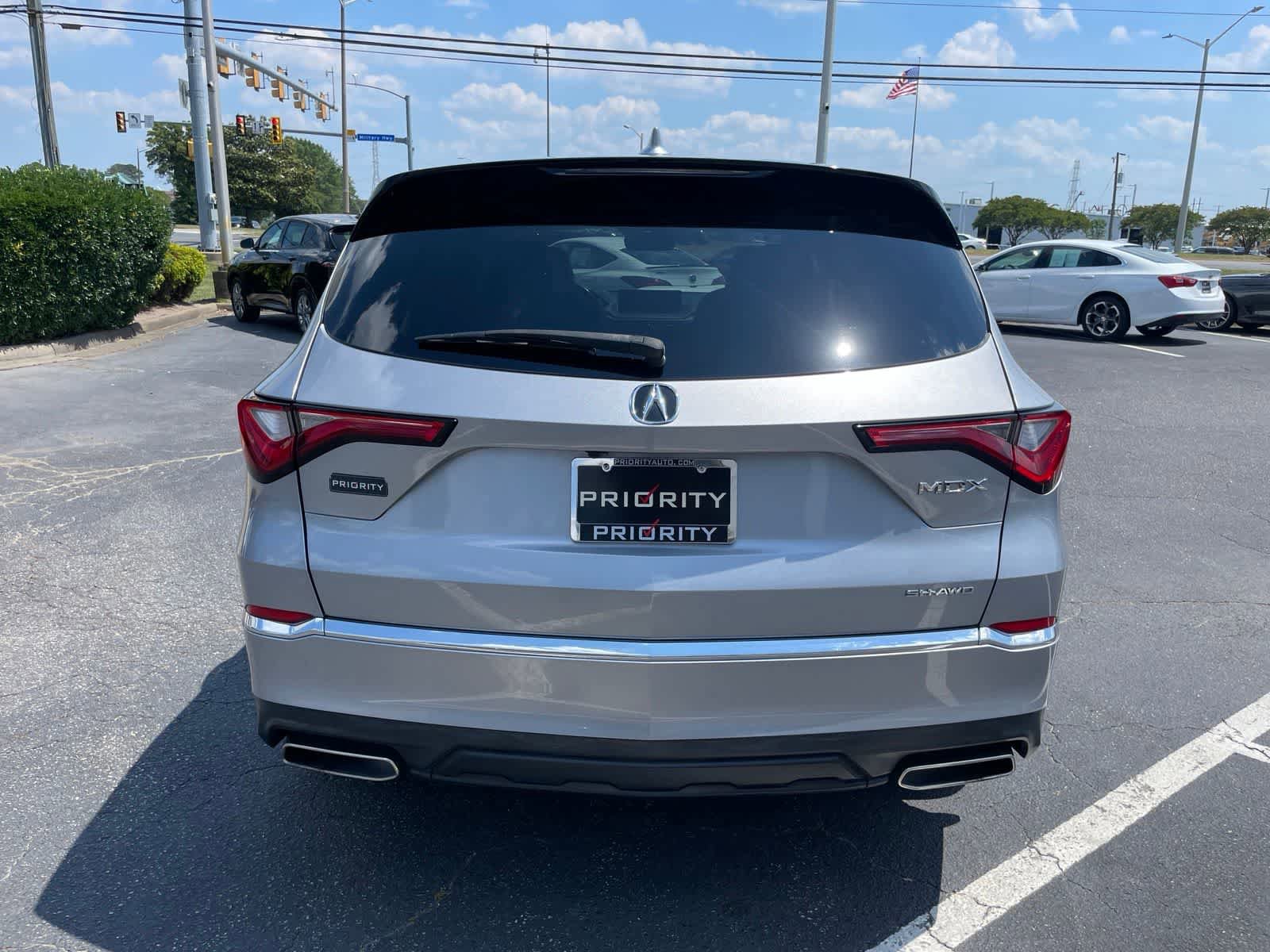 Used 2022 Acura MDX SH-AWD image 4