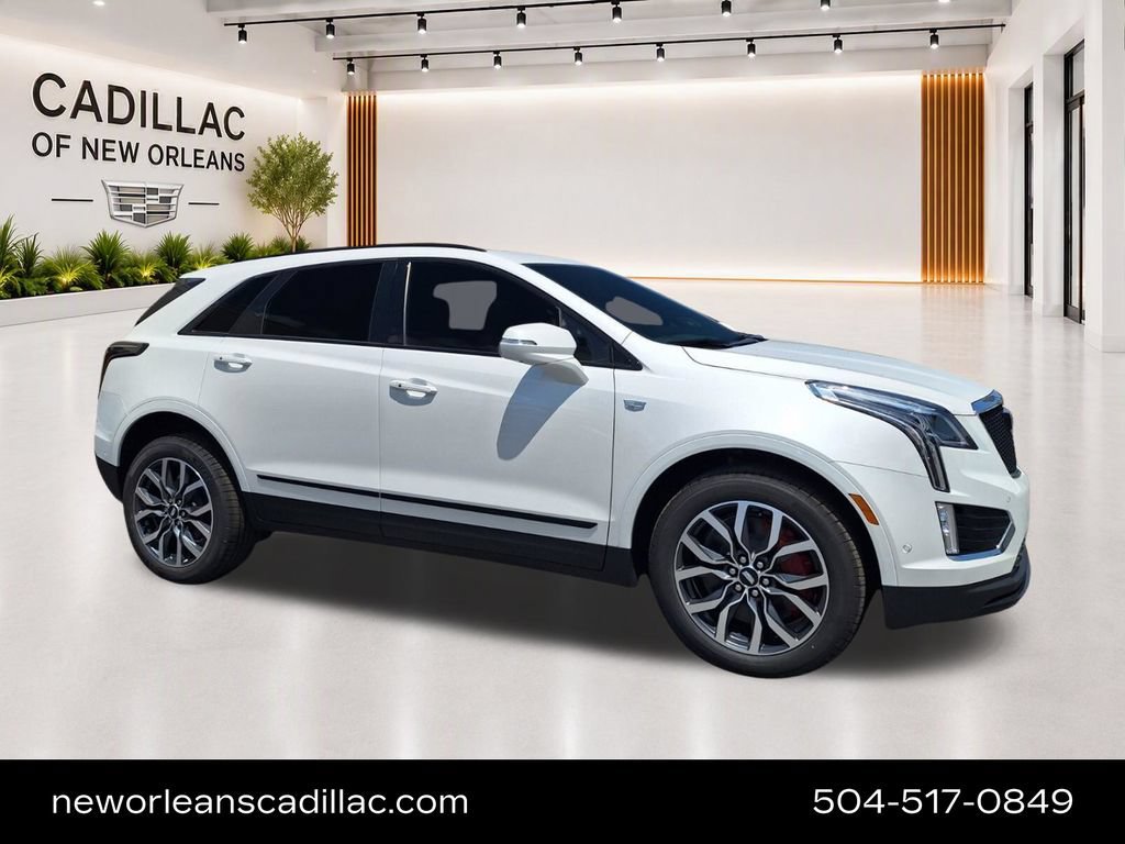 New 2026 Cadillac XT5 Sportv w/ LPO, Onyx Lite Package