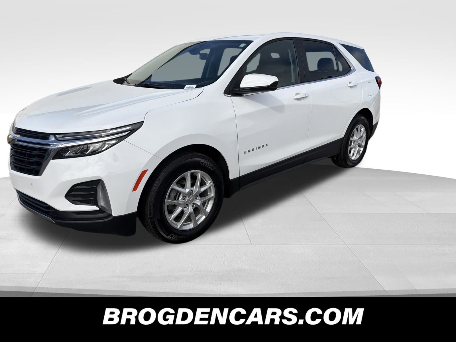 Used 2024 Chevrolet Equinox LT w/ LPO, Floor Liner Package image 4