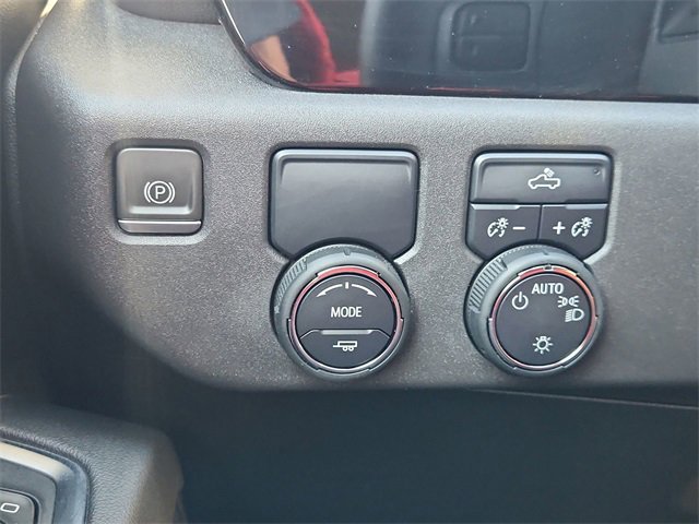 Used 2023 Chevrolet Silverado 1500 LT image 17