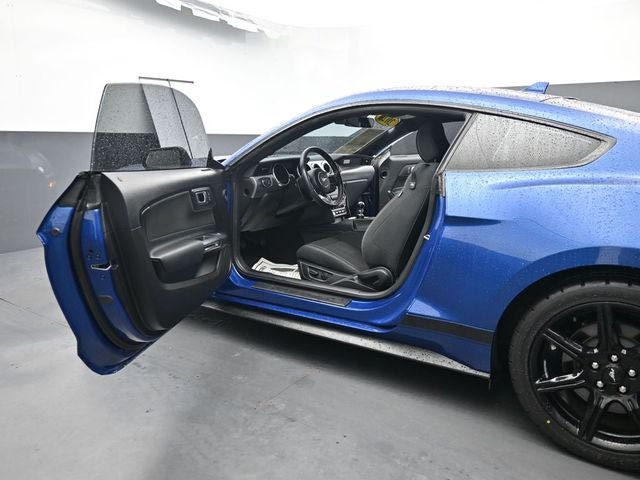 Used 2022 Ford Mustang GT RWD image 13