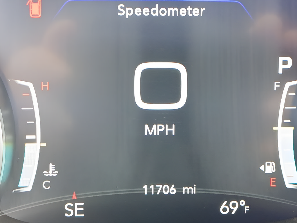 Used 2026 Chrysler Pacifica Select FWD image 15