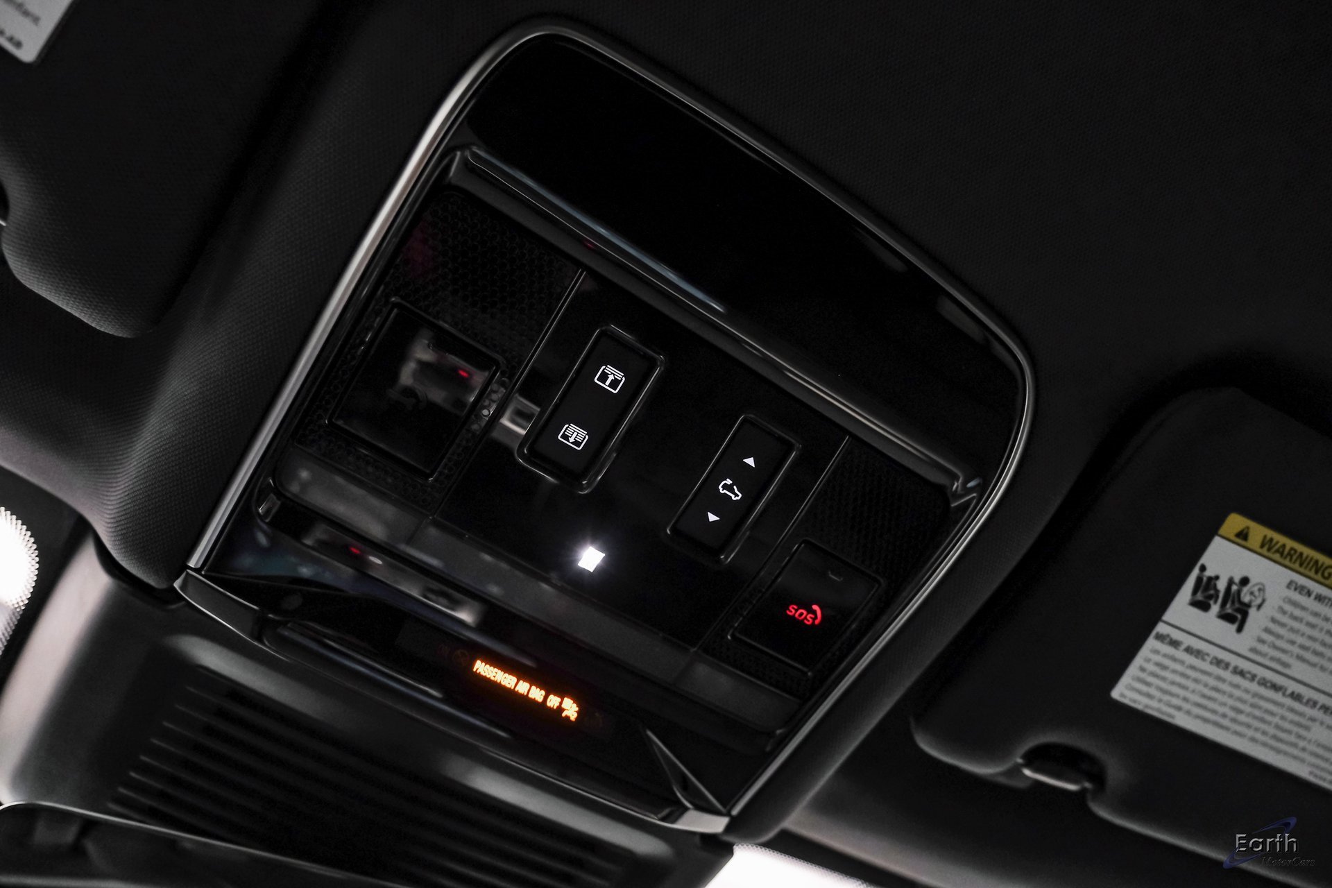 Used 2023 Land Rover Range Rover SE image 31