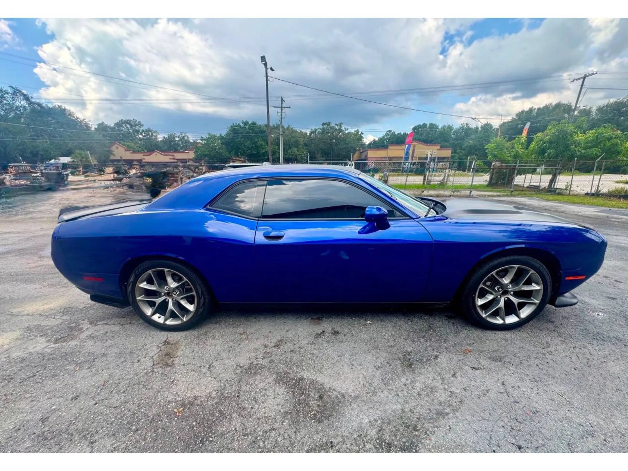 Used 2020 Dodge Challenger R/T RWD image 7