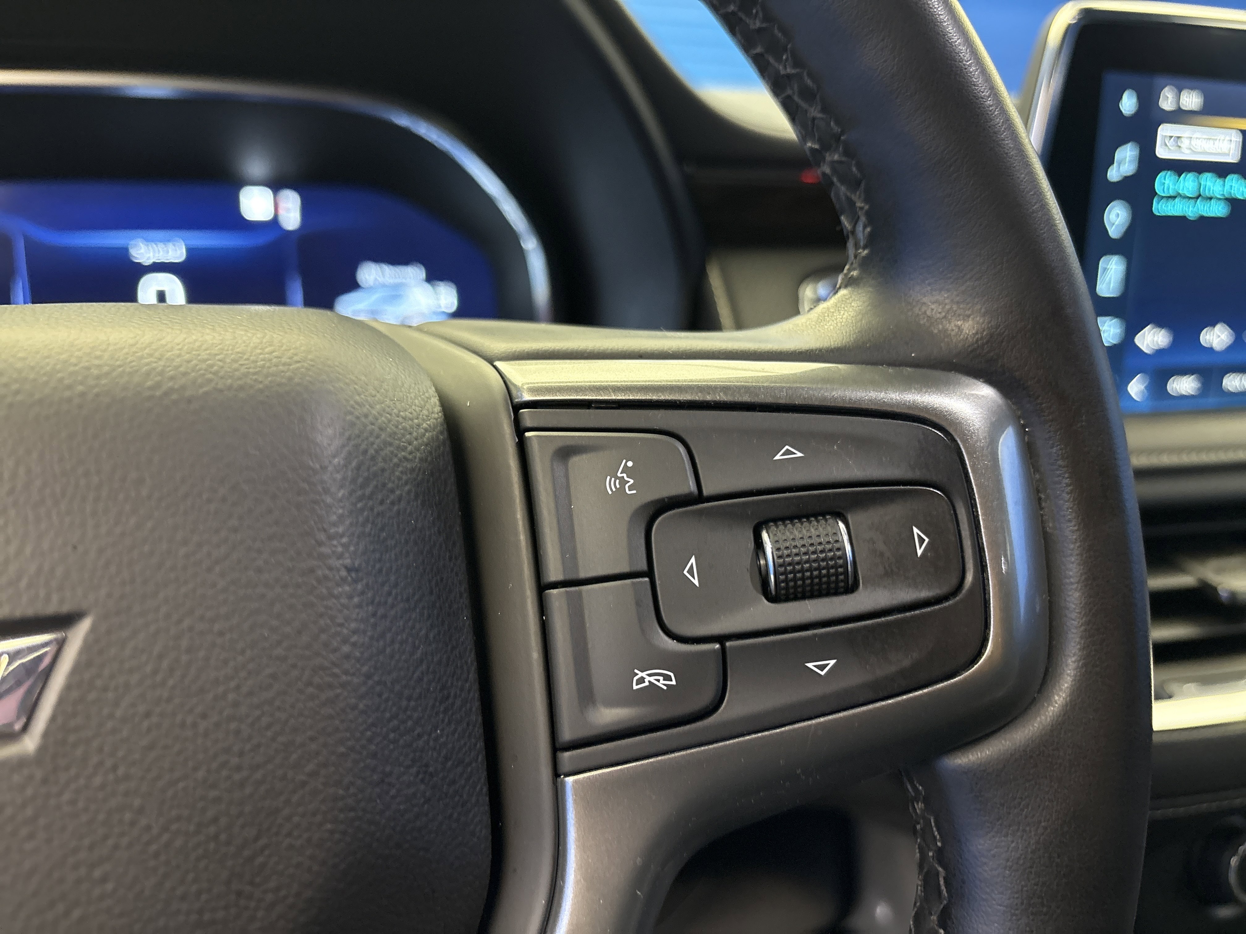 Used 2023 Chevrolet Tahoe Premier image 17