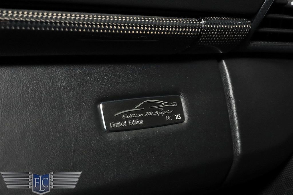 Used 2012 Porsche 911 Turbo image 41