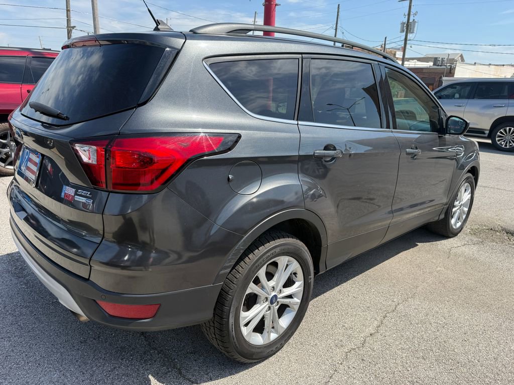 Used 2019 Ford Escape SEL AWD/4WD image 17
