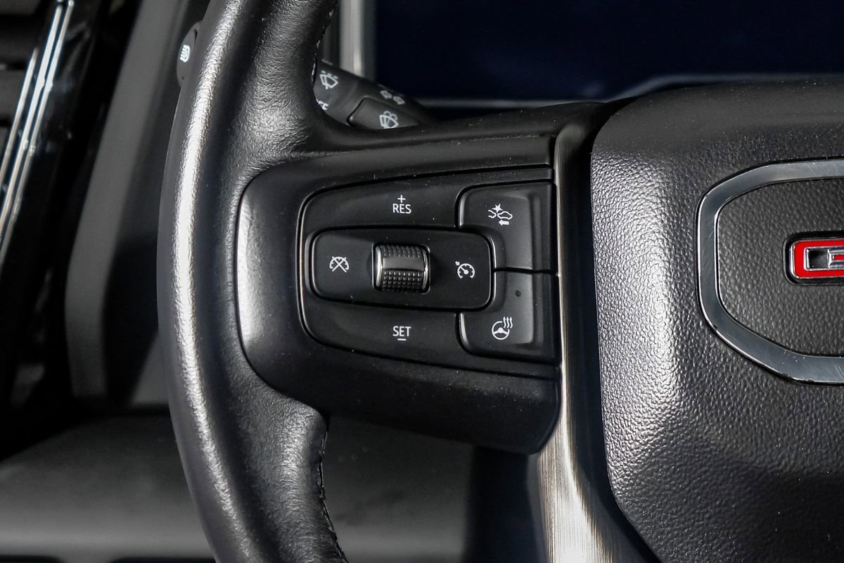 Used 2024 GMC Sierra 2500 AT4X image 17