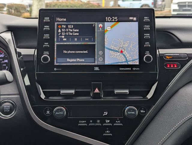 Used 2022 Toyota Camry XSE image 16