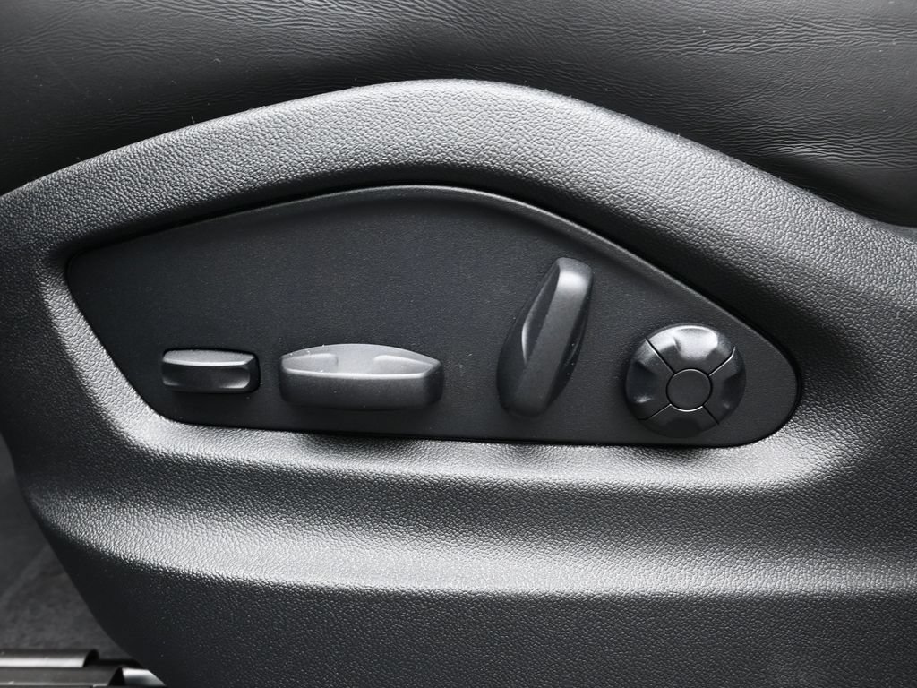New 2026 Porsche Cayenne Turbo AWD/4WD image 15