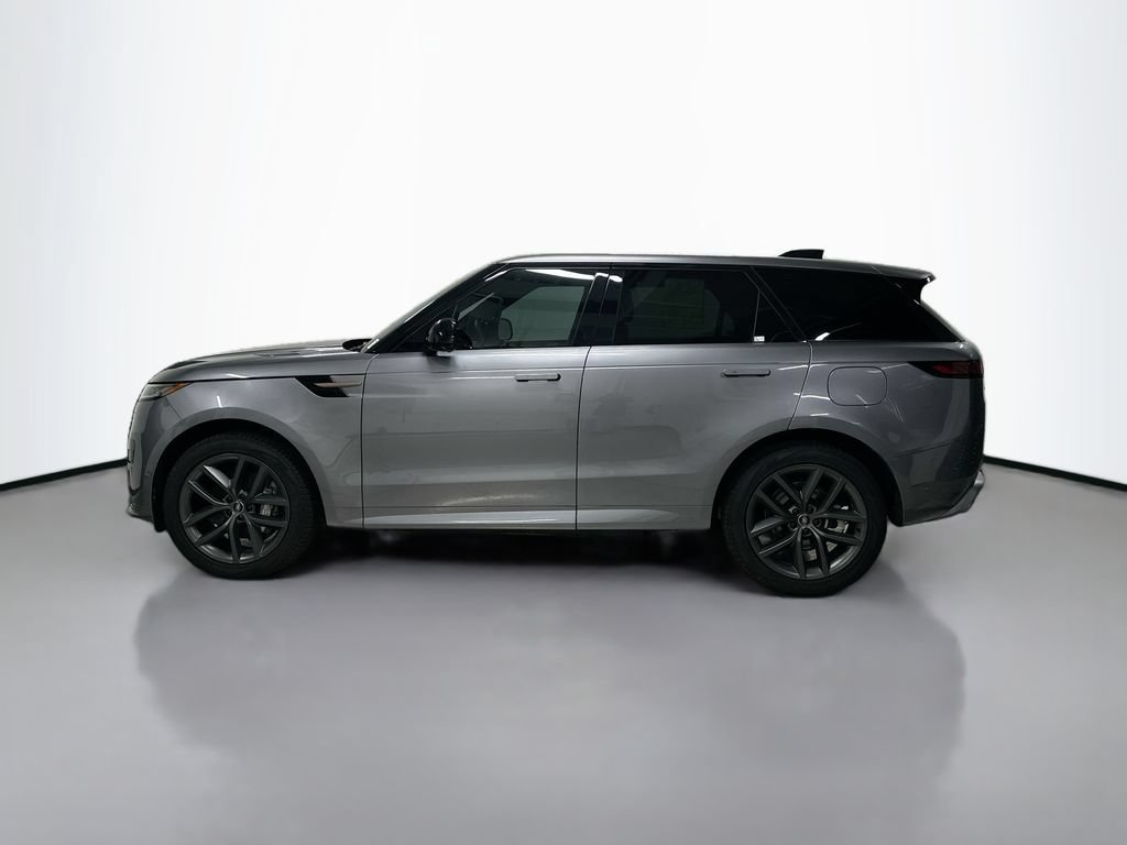 Used 2025 Land Rover Range Rover Sport Dynamic SE AWD/4WD image 2