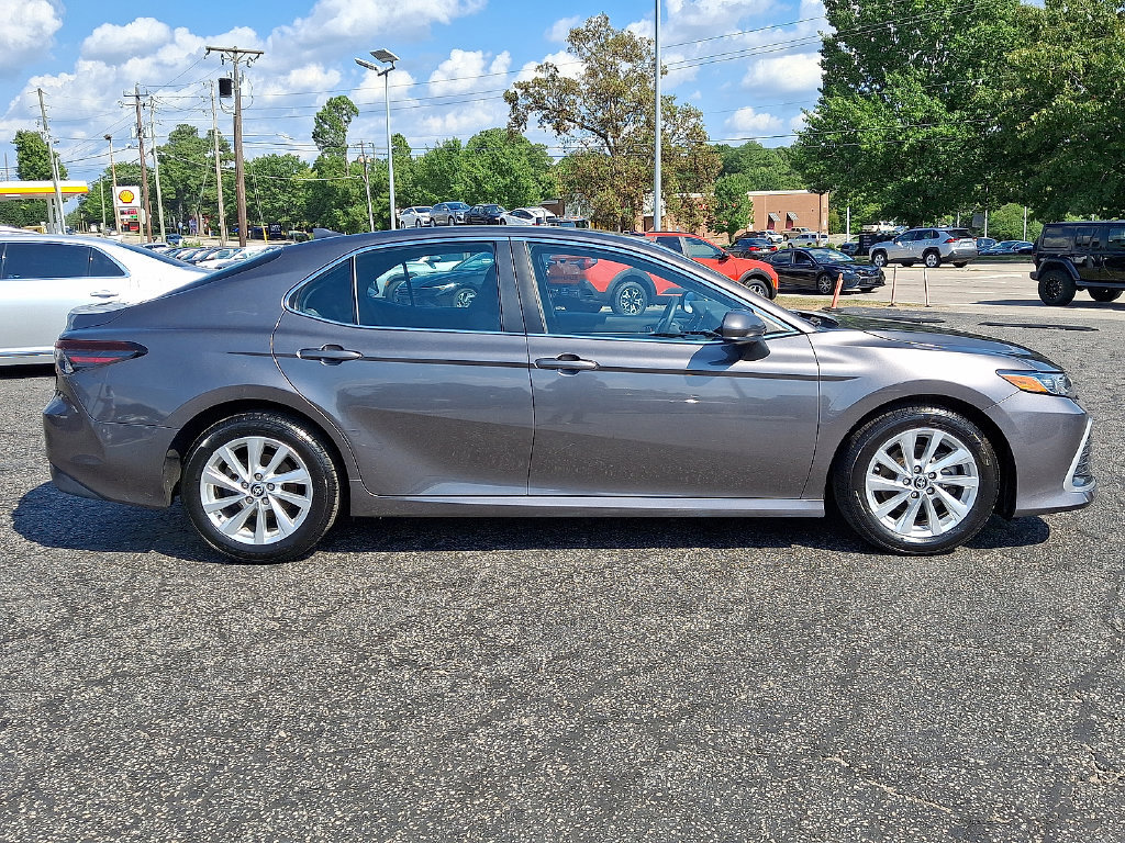 Used 2023 Toyota Camry LE FWD image 18