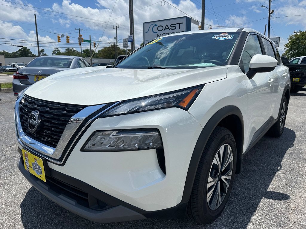 Used 2023 Nissan Rogue SV AWD/4WD image 7