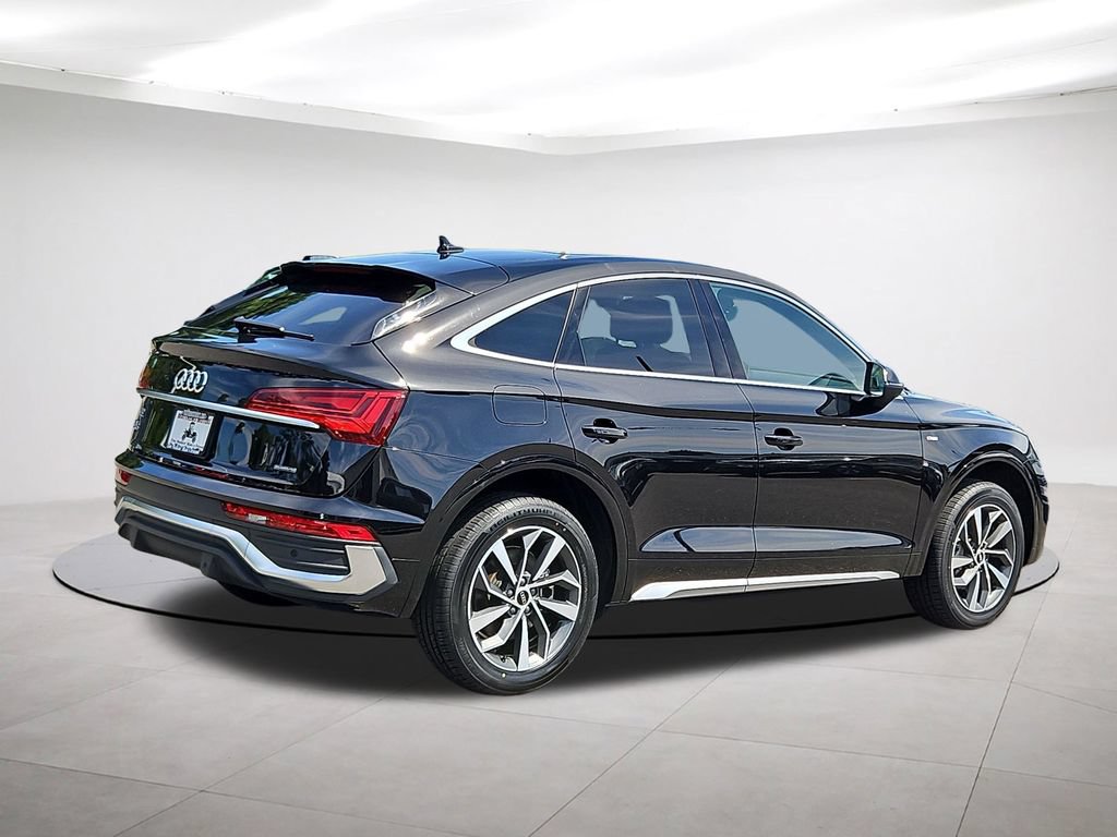 Used 2023 Audi Q5 2.0T Premium Plus w/ Premium Plus Package AWD/4WD image 7