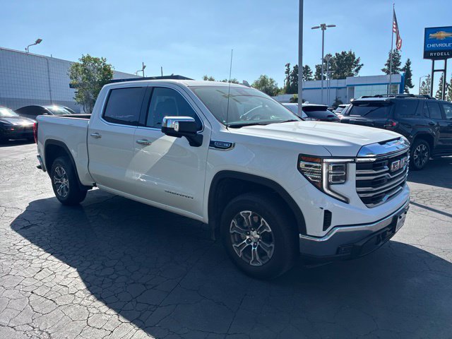 Certified 2026 GMC Sierra 1500 SLT RWD image 2
