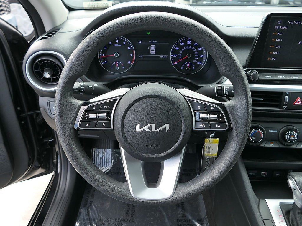 Used 2024 Kia Forte LXS w/ LXS Technology Package FWD image 15