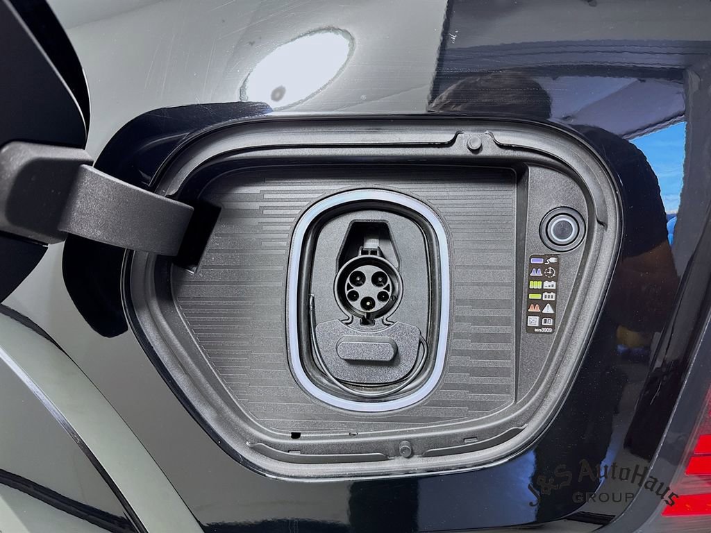 Used 2025 Cadillac Escalade IQ Sport 1 image 38