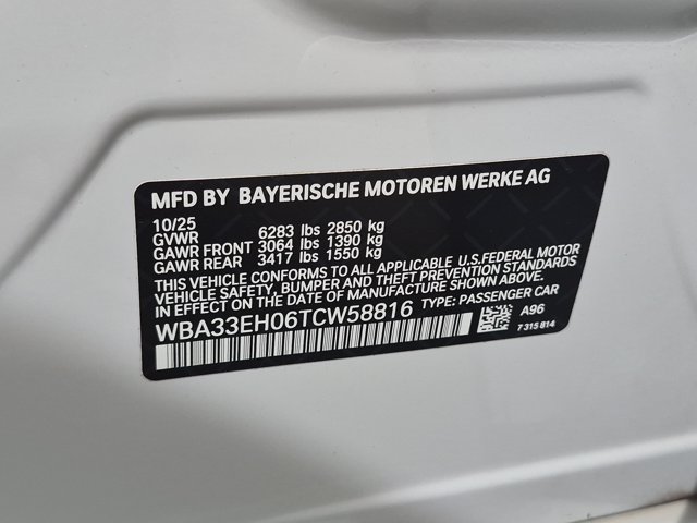 Used 2026 BMW 740i xDrive AWD/4WD image 25